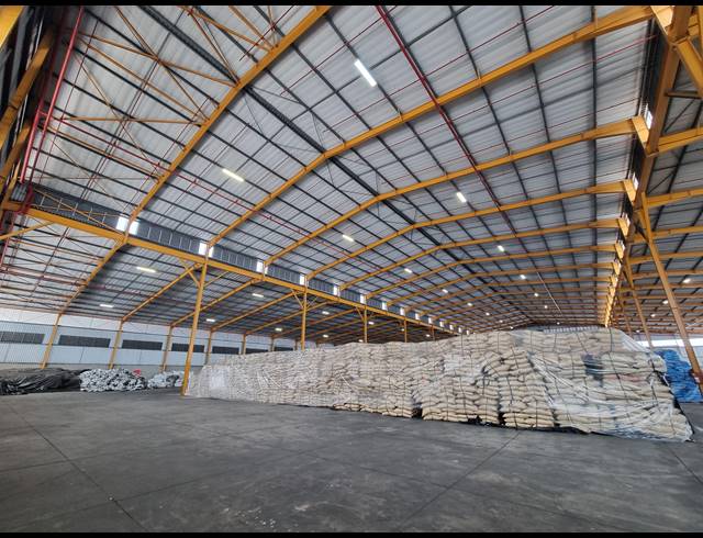 10,614M² WAREHOUSE TO LET IN MOBENI